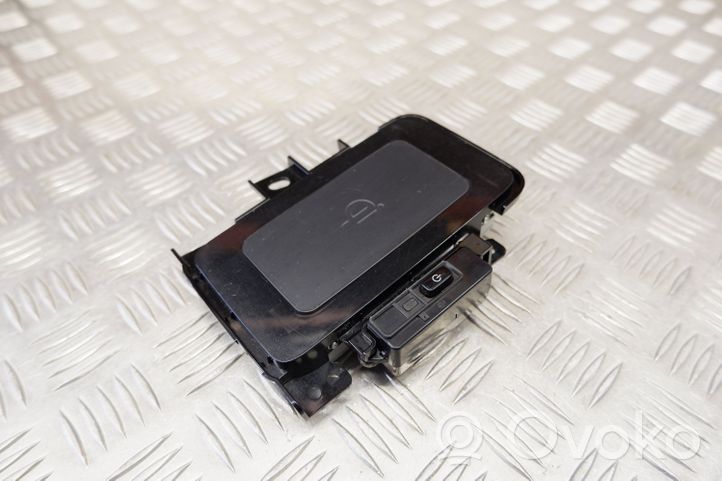 Toyota Prius (XW50) Module de charge sans fil 861C047011