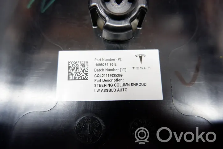 Tesla Model 3 Rivestimento del piantone del volante 109928480E