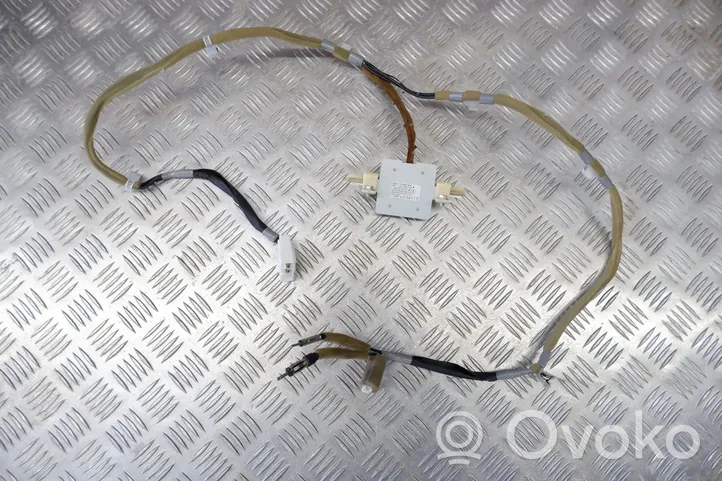 Lexus RX 330 - 350 - 400H Antena GPS 8686048090