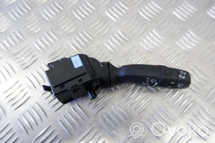 Toyota Yaris XP210 Wiper control stalk 8465202A50