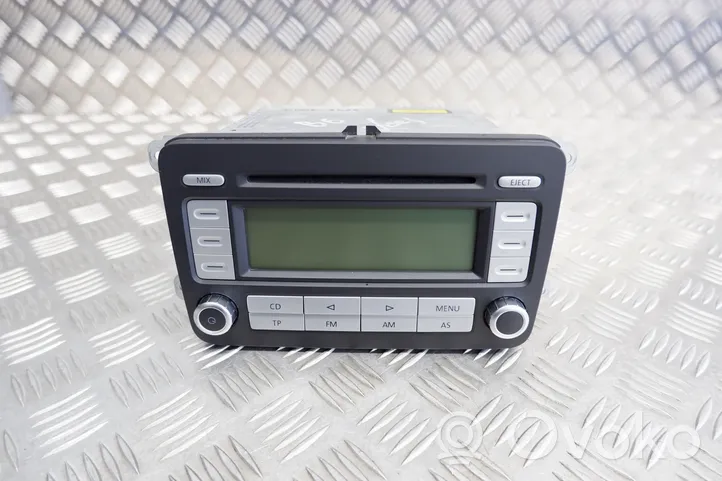Volkswagen PASSAT B6 Radio / CD/DVD atskaņotājs / navigācija 1K0035186T