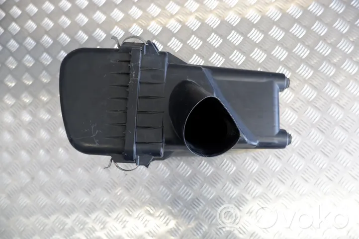 Lexus RX 300 Obudowa filtra powietrza 1770174330
