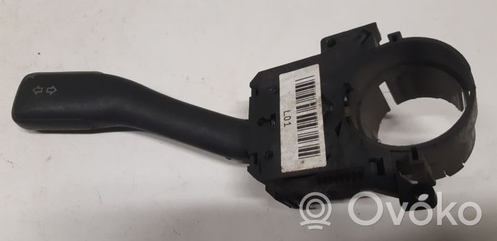 Audi A6 Allroad C5 Lenkstockschalter Kombischalter Blinkerhebel / Lichthebel 8L0953513G