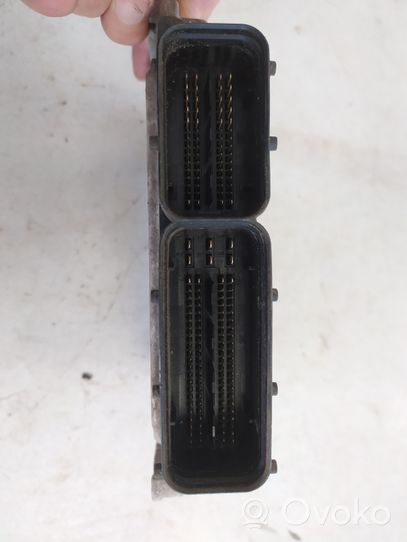 Opel Astra H Sterownik / Moduł ECU 55560810