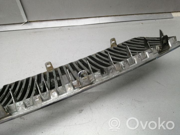 Volvo S80 Maskownica / Grill / Atrapa górna chłodnicy 9178087