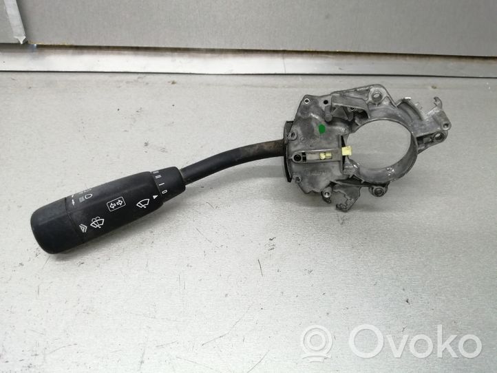 Mercedes-Benz CLK A208 C208 Commodo de clignotant A2105450110