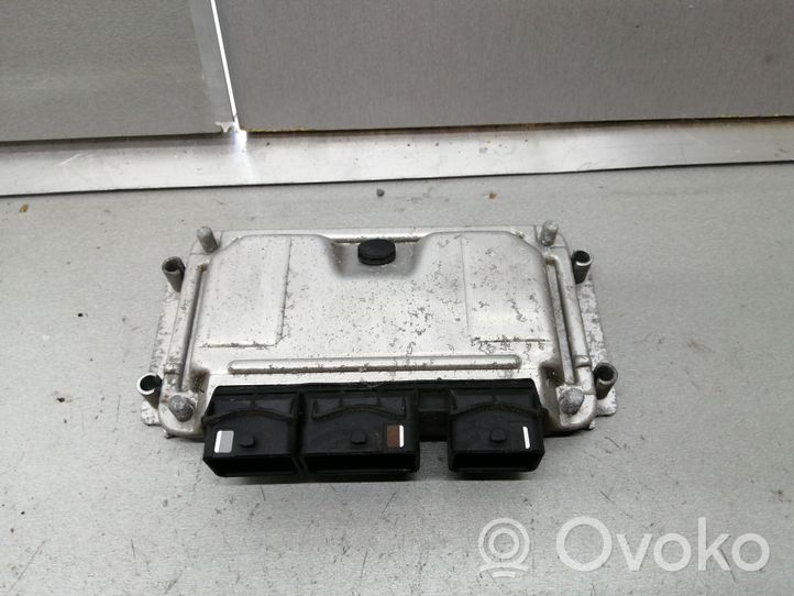 Citroen Xsara Picasso Variklio valdymo blokas 9653492580