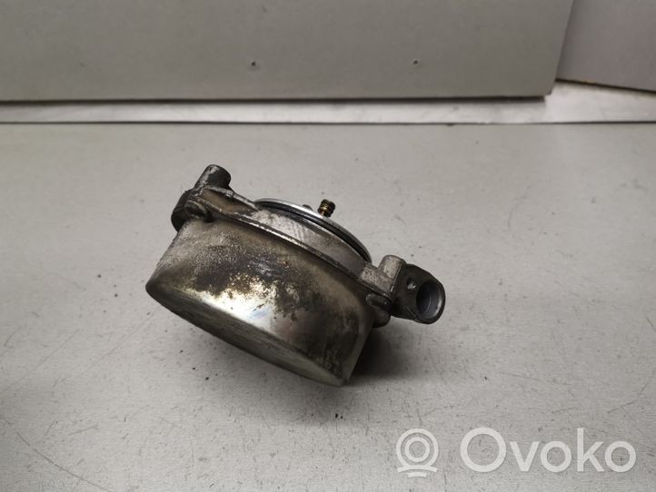 Volkswagen Touareg I Vacuum pump 057145100AE