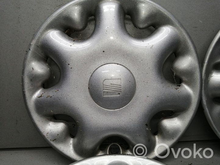 Seat Cordoba (6K) Kołpaki oryginalne R13 6K0601147G