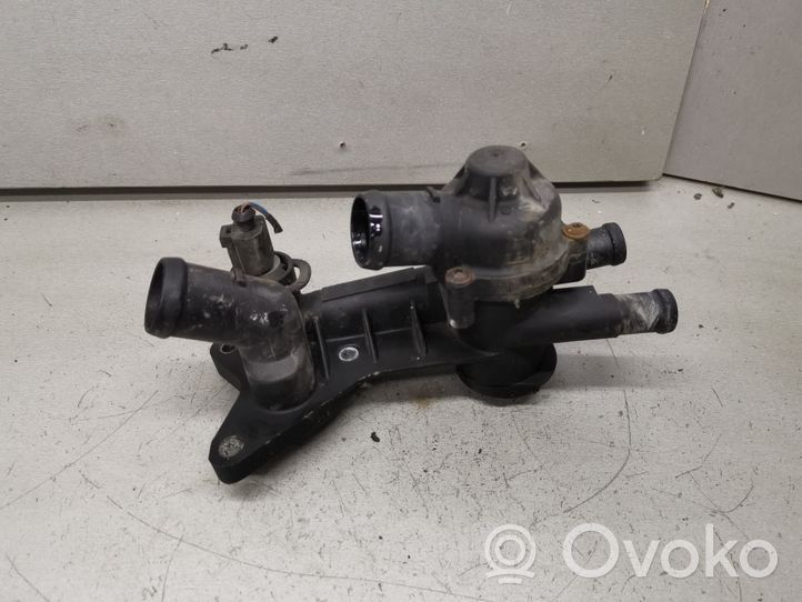 Volkswagen Polo IV 9N3 Termostato/alloggiamento del termostato 03C121111B