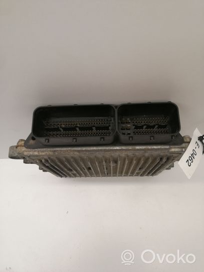 Mercedes-Benz ML W164 Sterownik / Moduł ECU A6421501779