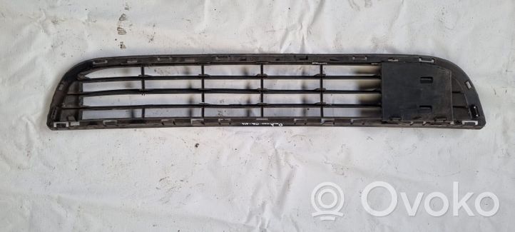 Peugeot Partner Front bumper lower grill 9677662180