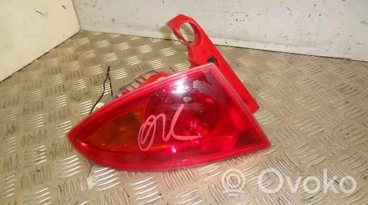 Seat Leon (1P) Lampa tylna 982051-00