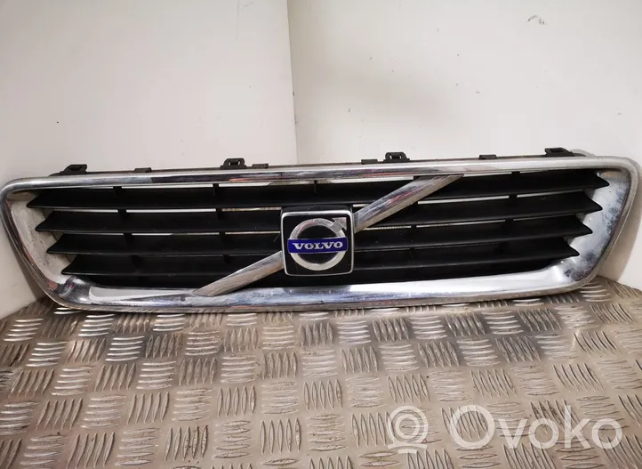 Volvo S40 Grille de calandre avant 30657194