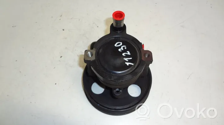 Dacia Logan I Power steering pump 