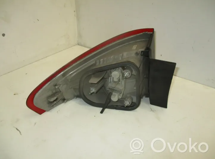 Ford Mondeo MK IV Luci posteriori 7S7113404A