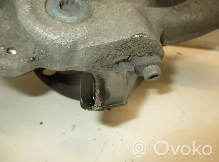 Audi A6 S6 C6 4F Pivot de moyeu arrière 8E0505434B