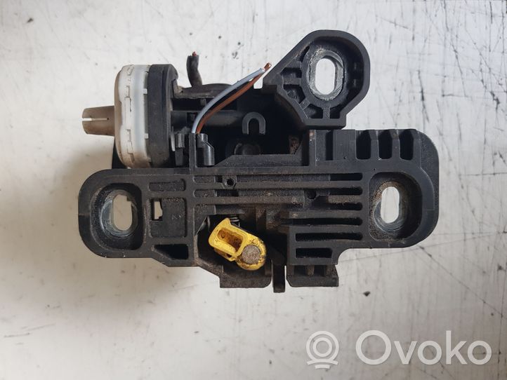 Mercedes-Benz S W140 Loading door lock 