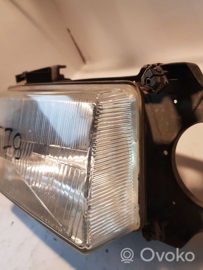 Audi 80 90 B2 Lampa przednia 1305621024