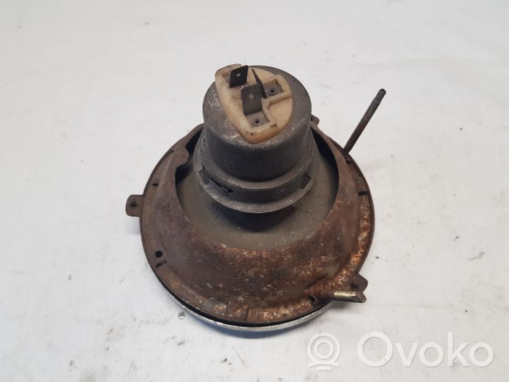 BMW 5 E28 Phare frontale 310110480