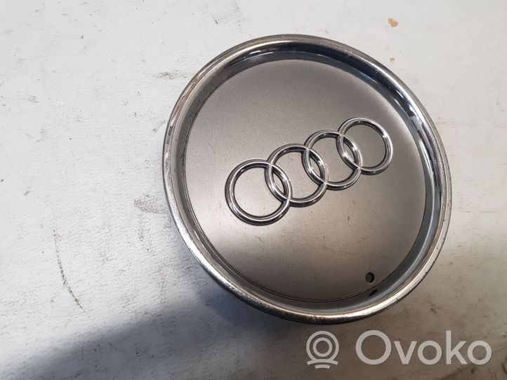 Audi A3 S3 8L Dekielki / Kapsle oryginalne 8L0601165A