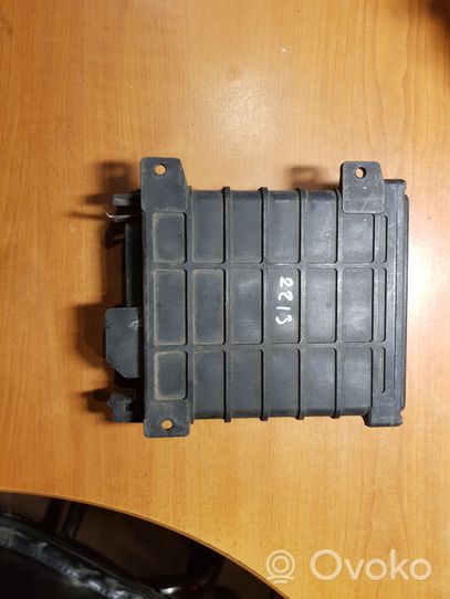 Audi 80 90 S2 B4 Sterownik / Moduł ECU 280800104