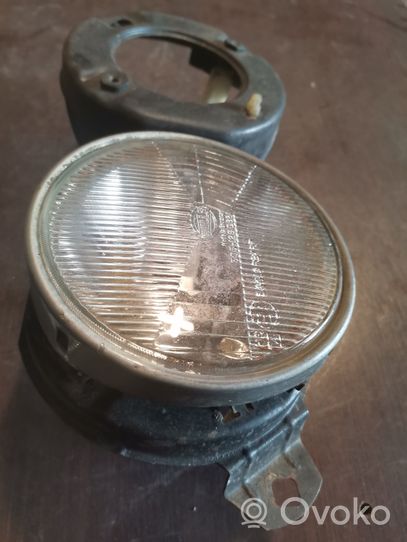 BMW 3 E30 Lampa przednia 305126082