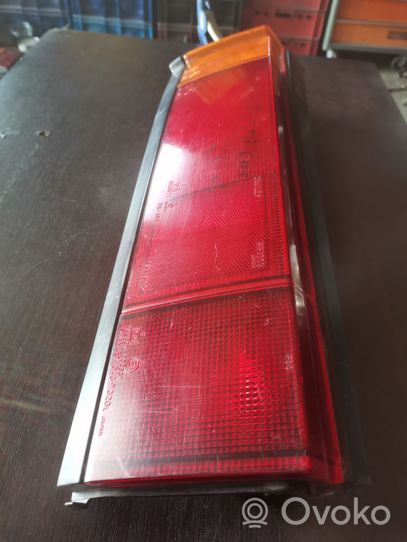 Honda Civic III Lampa tylna 0437320