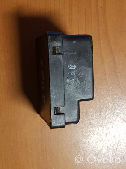 Subaru Leone 1800 Other relay 35620280