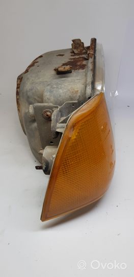 Audi 100 200 5000 C2 Lampa przednia 002117853