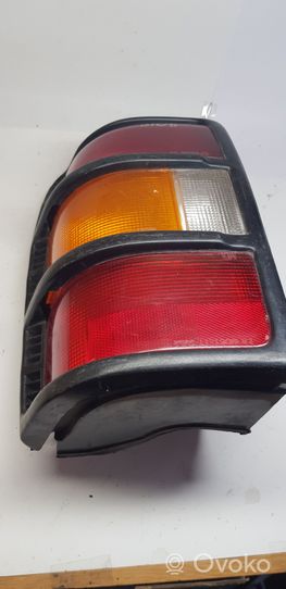 Mitsubishi Pajero Lampa tylna 111908LR1