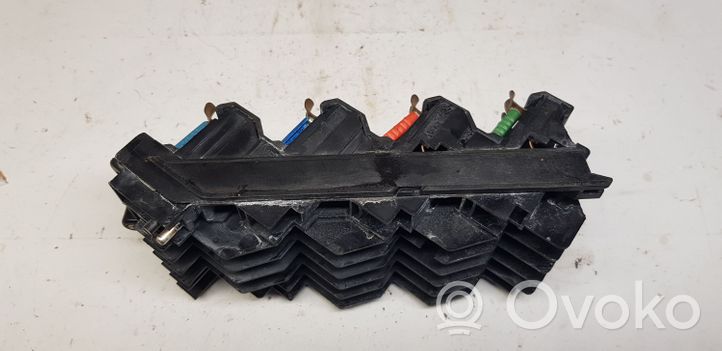 Mercedes-Benz E W124 Module de fusibles 1244407506