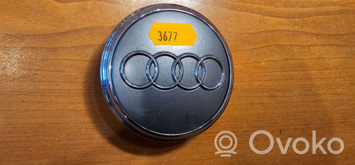 Audi Q7 4L Borchia ruota originale 4L0601170