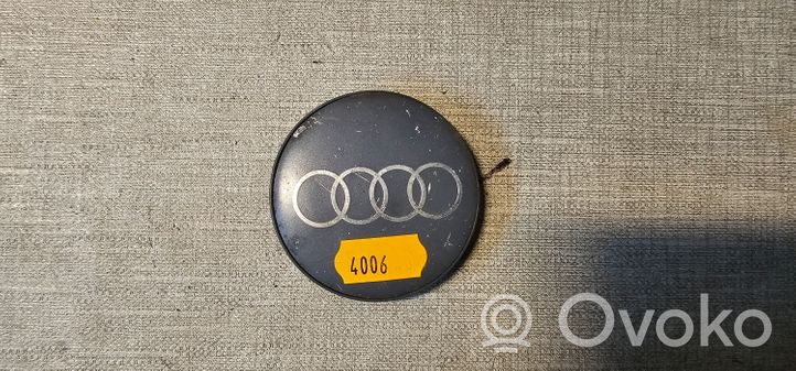 Audi A4 S4 B7 8E 8H Borchia ruota originale 10ZCAP001