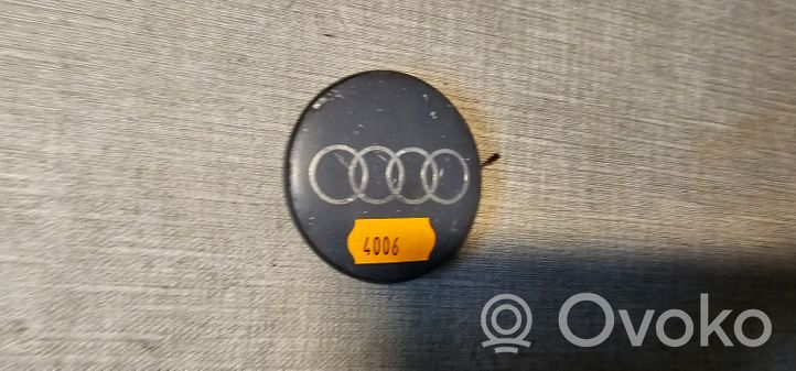 Audi A4 S4 B7 8E 8H Borchia ruota originale 10ZCAP001