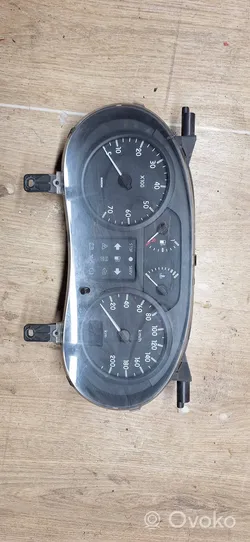 Renault Kangoo I Compteur de vitesse tableau de bord P8200176654b