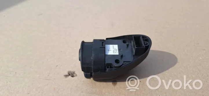 Nissan X-Trail T30 Interruttore/pulsante di controllo multifunzione 25552EQ300