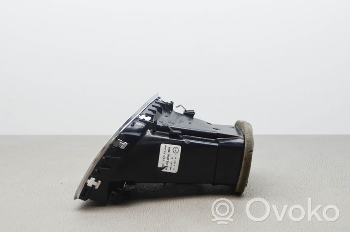 Audi Q3 8U Lango oro grotelės 8U2820902D