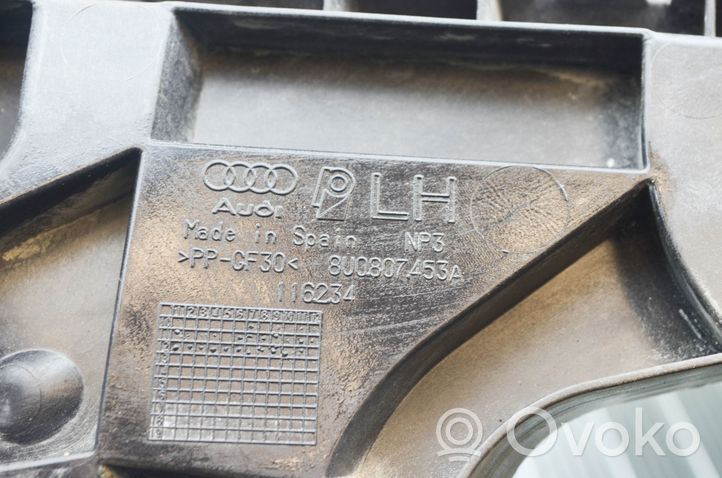 Audi Q3 8U Support de coin de pare-chocs 8U0807453A
