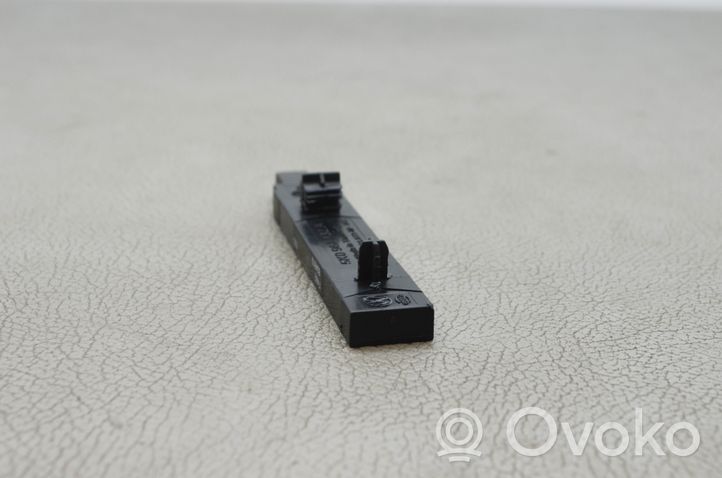 Volkswagen Jetta VI Antenna comfort per interno 5K0962132A