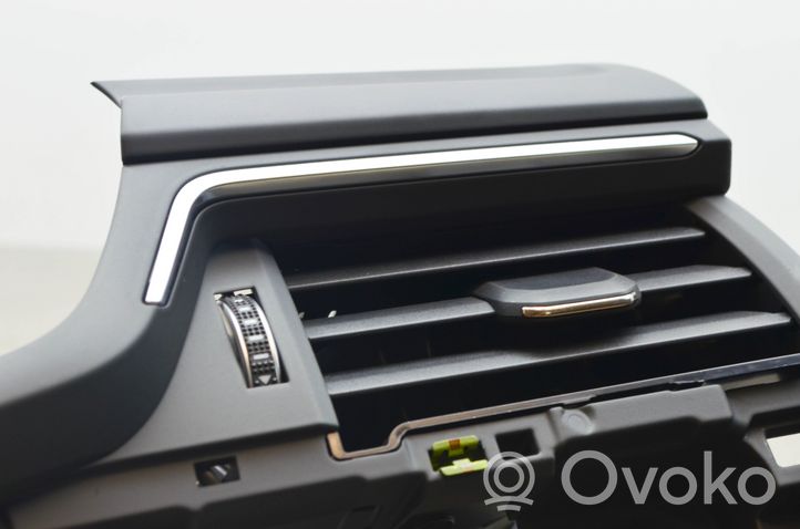 Audi A4 S4 B9 Dashboard air vent grill cover trim 8W2820902
