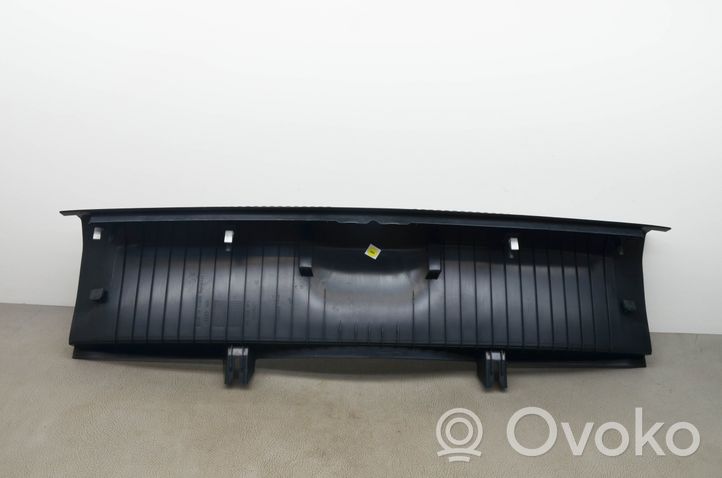 Audi A5 Rivestimento di protezione sottoporta del bagagliaio/baule 8W6863471