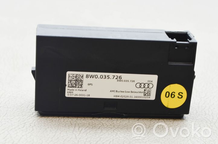 Audi A5 Câble adaptateur AUX 8W0035726