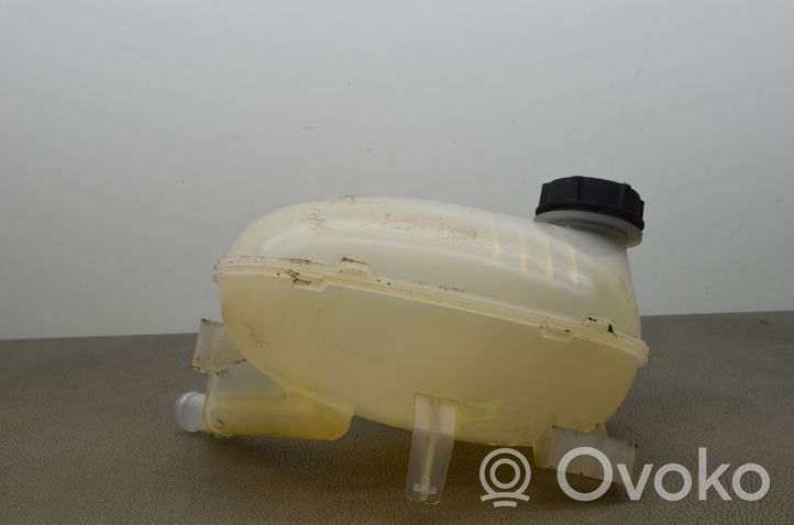 Ford Kuga II Ausgleichsbehälter Kühlwasser GV618A080B