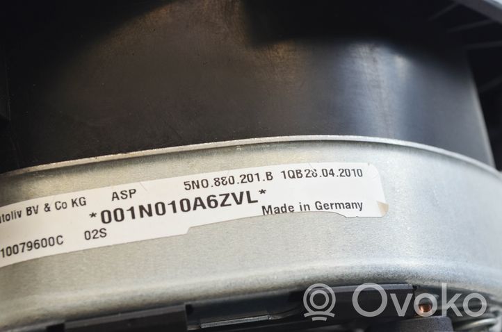 Volkswagen Tiguan Poduszka powietrzna Airbag kierownicy 5N0880201B
