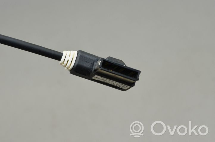 Volkswagen Golf VII Connettore plug in USB 5N0035554J