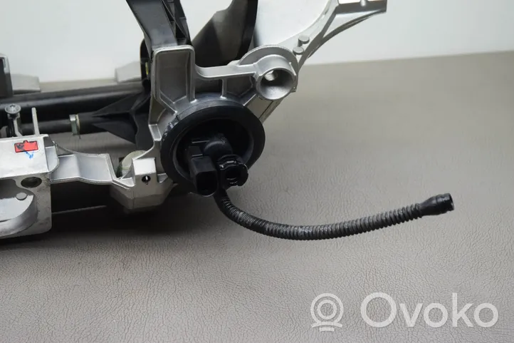 Audi A4 S4 B8 8K Pedal de freno 8K2721316A