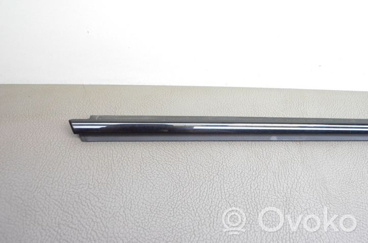 BMW 4 F32 F33 Moulure de vitre de la porte avant 7280293