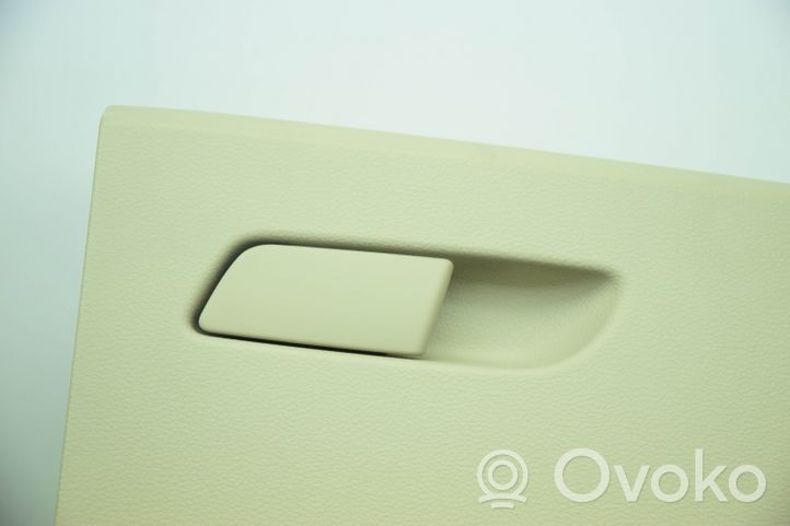 Audi Q5 SQ5 Schowek deski rozdzielczej 