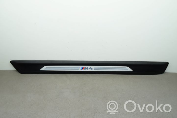 BMW 4 F32 F33 Muu kynnyksen/pilarin verhoiluelementti 8063798